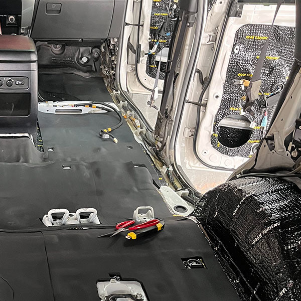 Precision Engineered Car Soundproofing Mat medium high frequency Noise Lowering